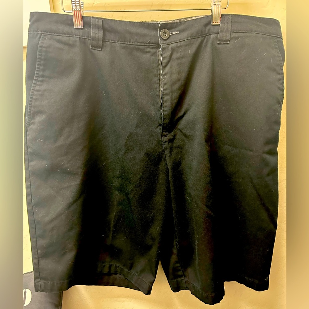 O’Neill Men’s Black Board Shorts 🩳 Size 38 Great Condition